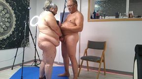 Anal Stretching with Inflatable Plug