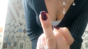 lavinia bestemmie e parolacce con umiliazioni