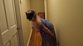 REAL Milf has HUGE BOOBS and Loves to show them to Everybody