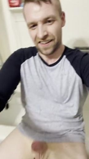 Quick Bathroom Bate &amp; Cum