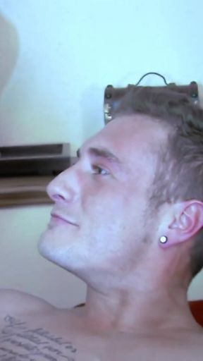 Aris Dark: Aris and Leo Have to Stop Shooting a Scene Because They Giggle Too Much. Porn Stars Have Fun.