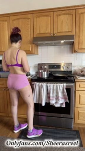 Housewife Makes Dinner for Daddy and Fantasizes about BBC Surprise; Dreams come True