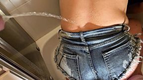 Desperate Pee in my Jeans Shorts next He Pee on My Ass