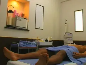 Massage parlor fuck service with a mature Japaese woman