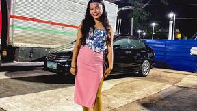 302 B - Odette at arcade game mobile