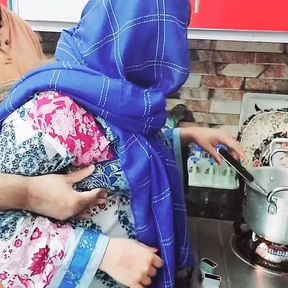 Desi Shy Aunty Fucked in Kitchen By Nephew While Cooking