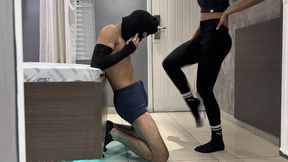 A delicious ballbusting with my friend