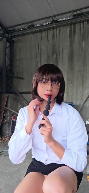 Office Lady Trans Ting Xuan Masturbating Outdoors.
