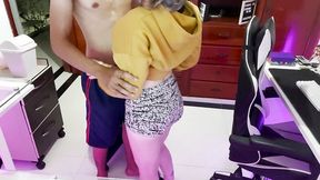 TWICH STREAMER FORGETS TO TURN OFF LIVE AND IS SEEN FUCKING