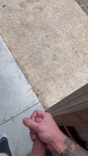 Cumming Hard in Public
