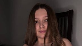 Video uploaded by @danamellow @Teasing & #Sexy #Solo #Nude #Shaved Pussy #Brunette film gratis video | Tik.Porn