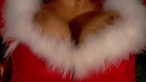 roxy taggart is traveling here as a christmas fairy and is being rewarded for it - hd german