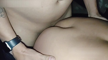 Marido liberou sua esposa para sair sozinha com o Poderoso, ela tinha vontade de ir dogging no mirante da lapa e meter com vários (completo)