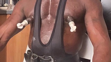Smoking Muscle Tit Pump & Big Oiled Bodybuilder Butt Prostate Play
