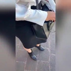 Unexpected Encounter: Generous Offer to a Stunning Milf on the Street! Vol #1