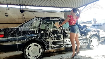 SEXY PUMPING - Wash car