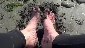 Dirty Sandy Beech Feet - TacAmateurs