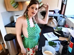 Leann amateur beautiful brunette with big boobs