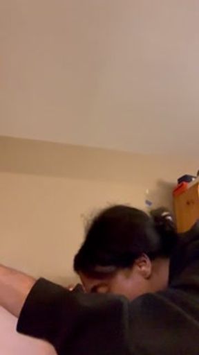 Sucking my boyfriends dick (homemade video)