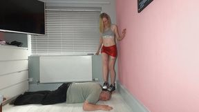 Danielle's Cruel Sneakers Head & Hands Walking (4K)