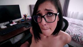 le mande un video de home office a mi jefe y llego a follarme el culo en la silla del escritorio - porno en espanol - ai porn