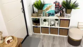 Pizza delivery girl gets fucked hard in the hallway