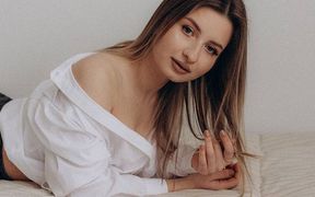 Date Her in Real Life. Not a Joke, 100%. Fact. She Is Looking for a Sex-partner. You Can Meet Her