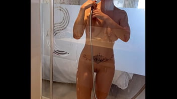 Ibiza Mai 2022 Puis place &agrave_ la douche