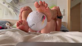 Bare Feet on Soccer Ball – Sexy Foot Fetish Tease & Play