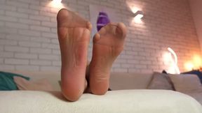 Amber Use Slave As Footrest - Tan Pantyhose - Full - 4K