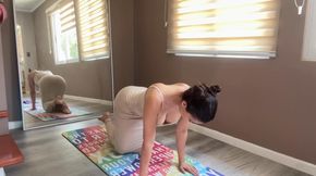 YOGA WORKOUT FULL NUDE VIDEO