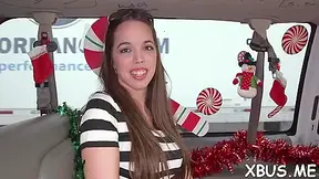 Tempting Adores Blowjobs With Mia Monroe