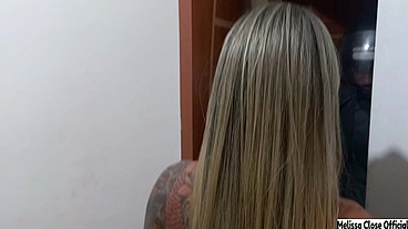 Pedi um lanche, na hora de pagar deixei a toalha cair e ....(vídeo completo)
