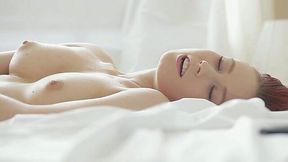 Kinky and horny bimbo can't get enough of her sex toy