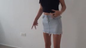 I put my lush toy in my pussy and my boyfriend takes control of my lush until he makes me cum
