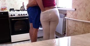 Stepsom grabs stepmom by her big ass in the kitchen - Amateur Porn