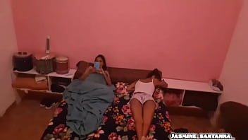 Fodendo do lado da amiga, novinhas de 18