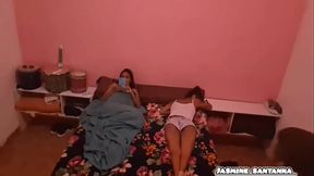 Fodendo do lado da amiga, novinhas de 18