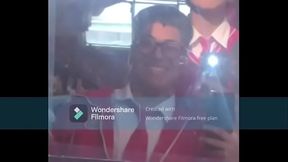 CANTANTE HACE VENIR A TODOS CON SU MUSICA