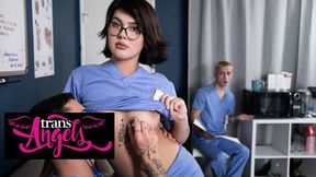 Horny Interns Daisy Taylor And Chris Get Distracted While Working To Fuck