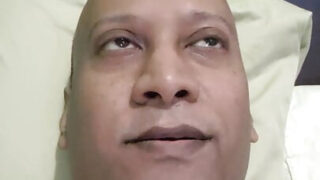 Masturbatie, handjob, webcam – POV close-up film van een rijpe Amerikaanse homoseksuele slet die masturbeert