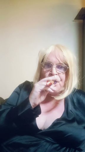 Part 1 - BBW TV discussing her many years in the BDSM and Kink world