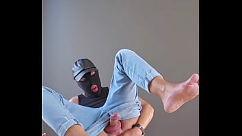 barefoot and jeans fucked by dildo and pillow fuck