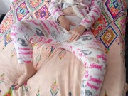 Mi guapa se masturba para mi y follamos antes de que nos descubran