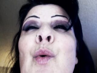 Hungry Giantess Snorting U