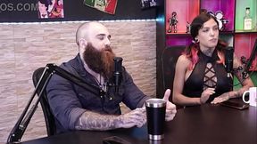 Eu sou a decep&ccedil_&atilde_o da fam&iacute_lia, estudei no col&eacute_gio cat&oacute_lico, mas... - Qweensg e Iron Biker