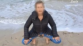 Exela in Feet fetish on a beach in winter