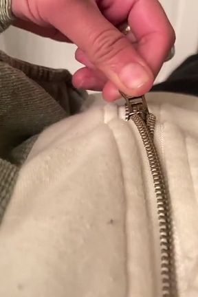 Hairy Solo &amp; Bg Pee Compilation