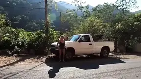 Mexican slut snatches outdoor fuck with sunglasses on