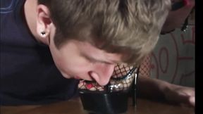 ”Black domina pegging her sissy slave”